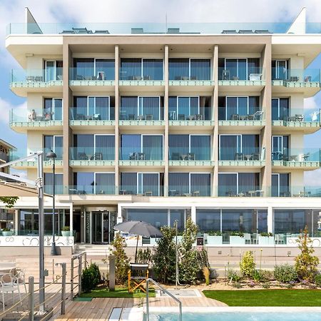Hotel Savini Bellaria-Igea Marina Esterno foto