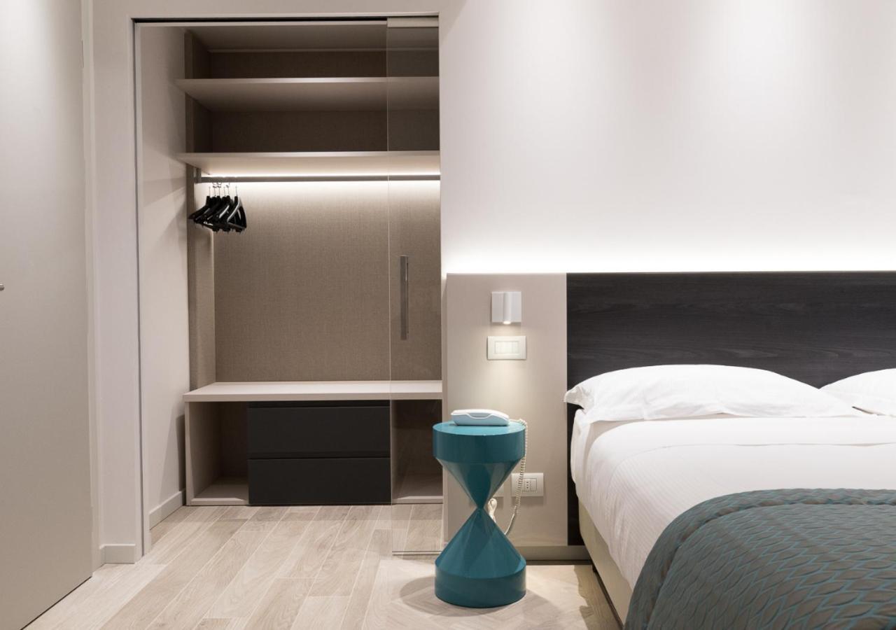Hotel Savini Bellaria-Igea Marina Esterno foto