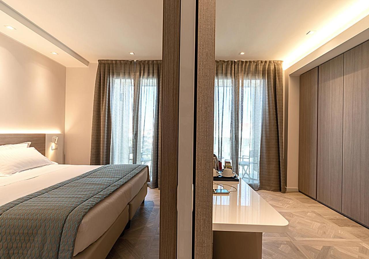 Hotel Savini Bellaria-Igea Marina Esterno foto