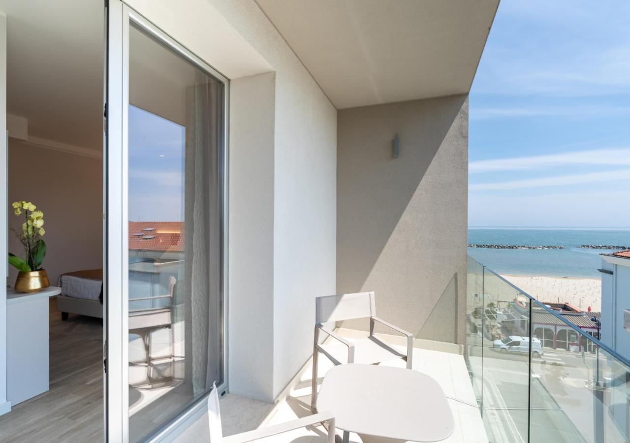 Hotel Savini Bellaria-Igea Marina Esterno foto