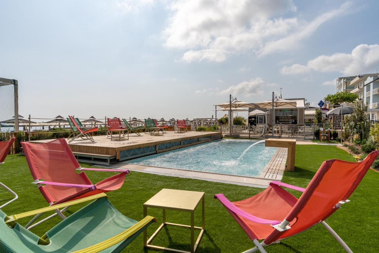 Hotel Savini Bellaria-Igea Marina Esterno foto