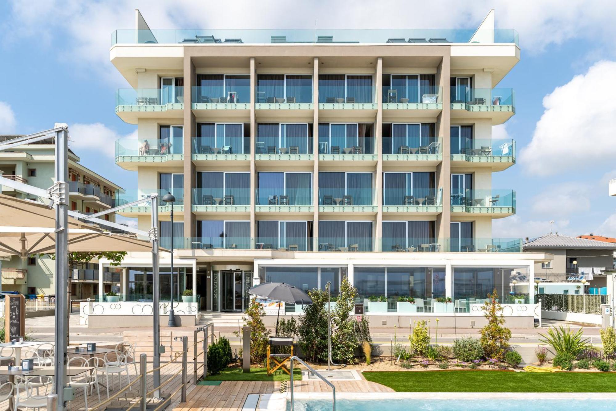 Hotel Savini Bellaria-Igea Marina Esterno foto