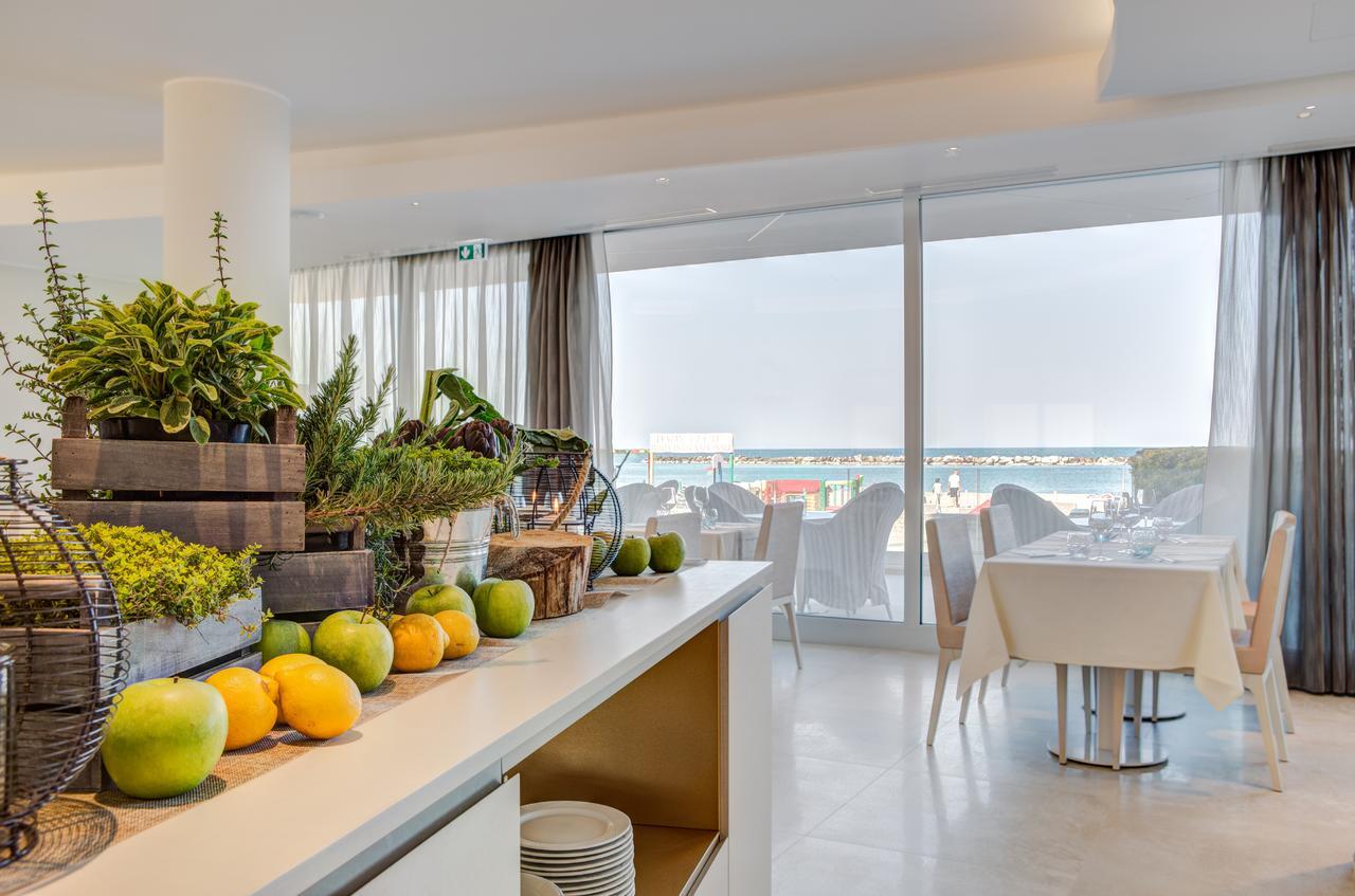 Hotel Savini Bellaria-Igea Marina Esterno foto