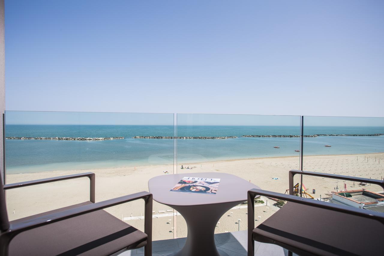 Hotel Savini Bellaria-Igea Marina Esterno foto